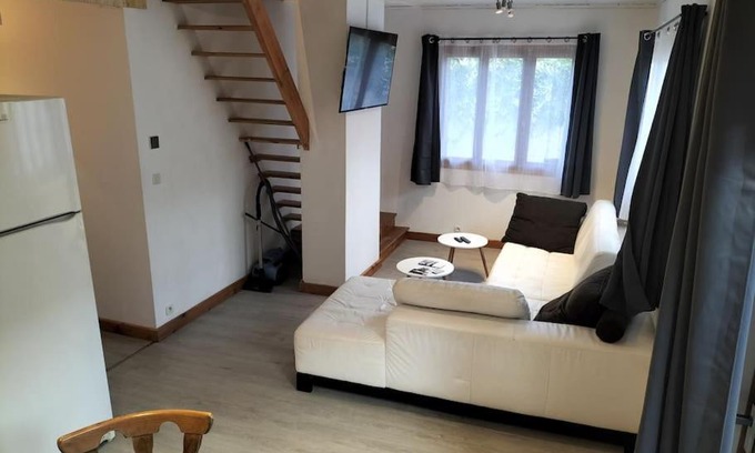 Vallouise-Pelvoux House | Discover Tranquil and Bright Superbe Maison for Families