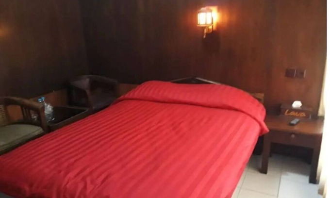 Ngadisari Bed & Breakfast | Cozy Bedroom Steps from Cafe Lava Rst, Close to Mt. Bromo