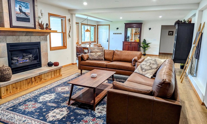 Alberton Apartment | Experience Breathtaking Views at Our River Farm Retreat