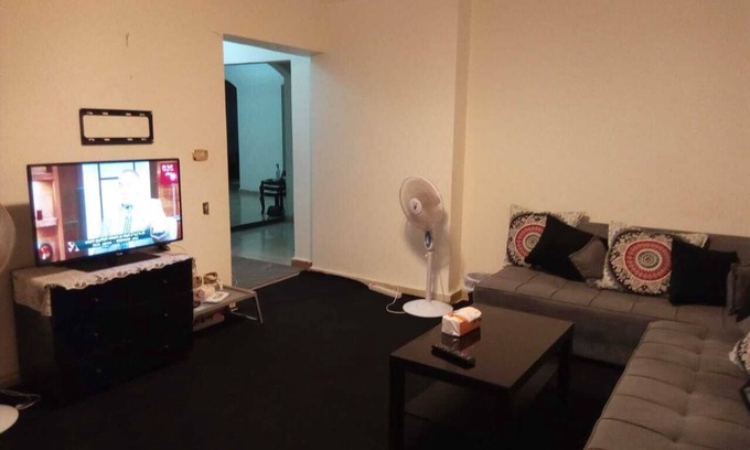 Nasr City House | Spacious Double Room with Kitchen and Breakfast Included