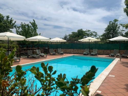 Aci Sant'Antonio Bed & Breakfast | Explore A Due Passi Da: Pet-Friendly Retreat with Pool