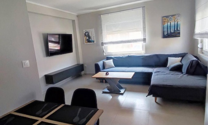 Kalyves Polygyrou House | Guest Rated 10/10: A & F Apartments - Ari's House Awaits