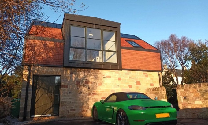 St. Andrews Apartment | Top-Rated Town Centre Studio Apartment with Kitchen & Breakfast