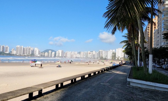 Pitangueiras Apartment | Steps from Praia das Pitangueiras, Rated 9.6/10 with Ocean View