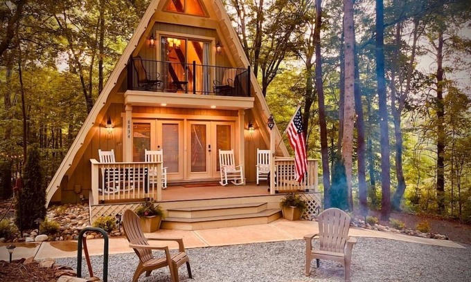 Mint Hill House | Idyllic A-Frame of Mind: Pet Friendly & Free Breakfast