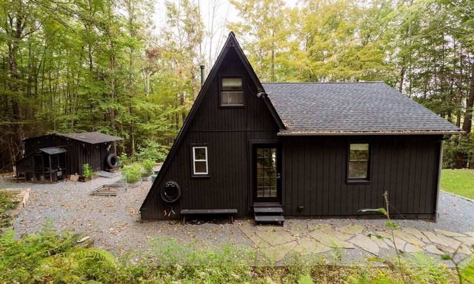 Oliverea Cabin | Mid-Century A-Frame Retreat in the Catskills - 10/10 Rated