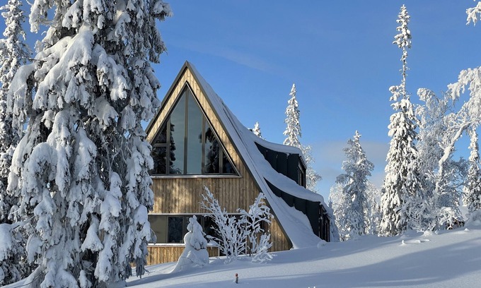 Undersaker Villa | Indulge in A-Frame Villa's 5-Star Hotel Experience