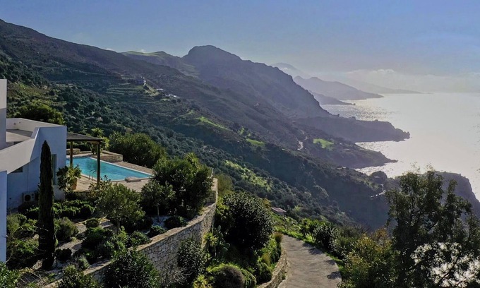 Korakas Villa | A gem in the middle of Cretan wilderness overlooking the deep blue Libyan Sea.