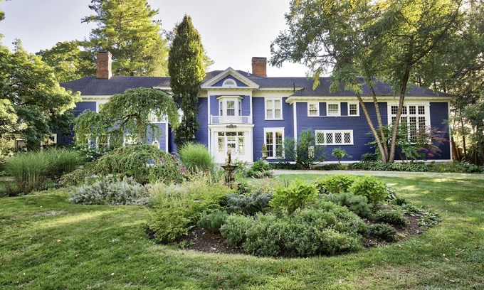 Stockbridge House | Discover a Historic Gem in Stockbridge with Spa & Pool