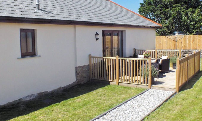 Hartland Cottage | Ideal Family Retreat with Oceanfront Views & High Ratings