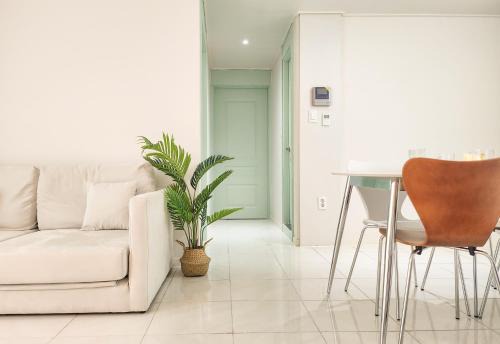 Sangsu-dong Apartment | A great property of Hongdae in Seoul
