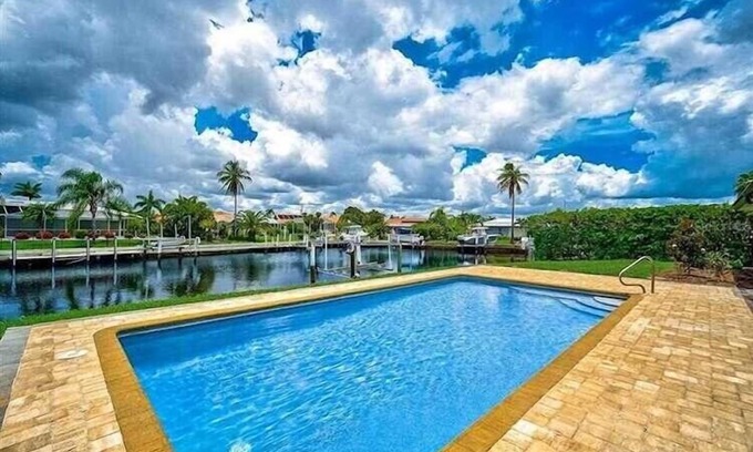 Punta Gorda House | A Happy Place Near Fisherman’s Village with Ocean Views