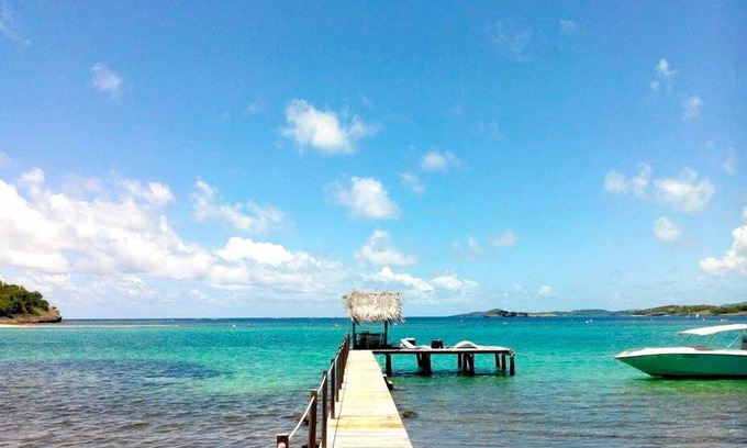 Tartane House | A Serene Retreat on a Breathtaking Island Getaway