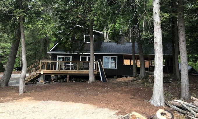 Utterson Cottage | Discover Island Views and Sandy Shores at Our Hidden Gem