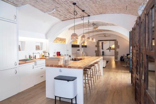 Caldes d'Estrac House | Historic Beach Home with Ocean View near Barcelona, Rated 9.8