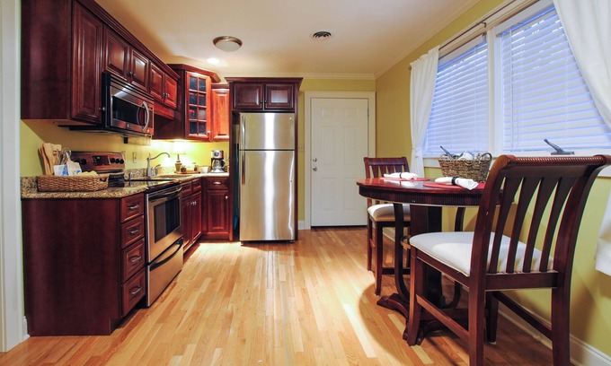 Cleveland Cottage | Discover a Historical Hideaway with Spa and Family Amenities