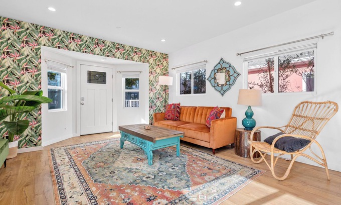 Hollywood Hotel | A+ Hollywood Location | Chic Renovated 1BDR + Patio | Urban Jungle by AvantStay