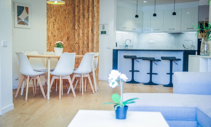 Sao Pedro Apartment | Modern Cozy Apartment in Central Location with Great Amenities