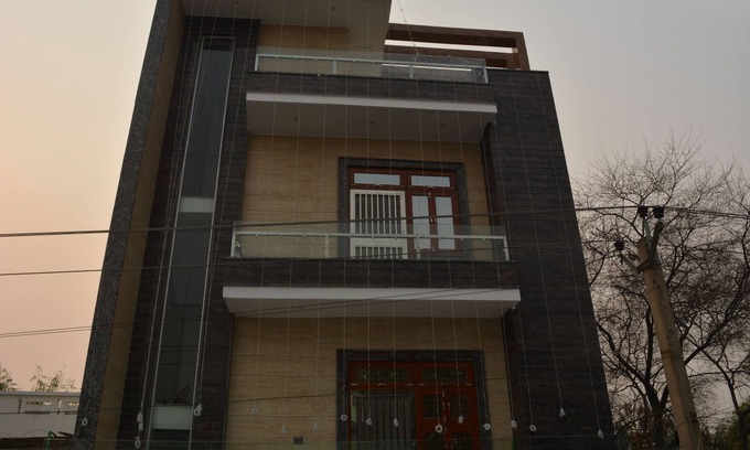 New Delhi House | Comfortable Getaway: Your Home Away from Home