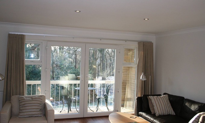 Sheffield Apartment | Welcoming Retreat Near City Center with Family-Friendly Amenities