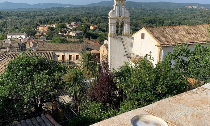 Skripero Villa | Experience Comfort at A House with a View - Rated 9/10!