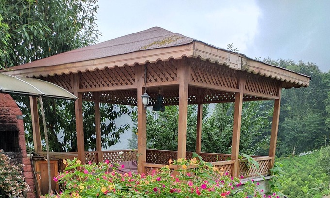 Cayeli House | Relaxing Retreat with Garden and Spa Amidst Nature