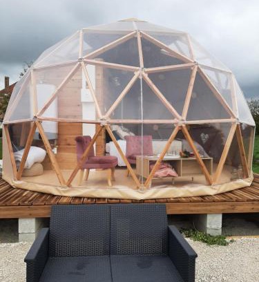 Bailly-le-Franc Other | Experience A l'aube des sens: Oceanfront Relaxation Awaits