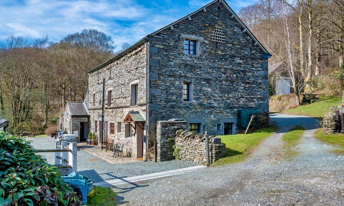 Penny Bridge House | Charming Barn Conversion Near Grizedale Forest & Hawkshead