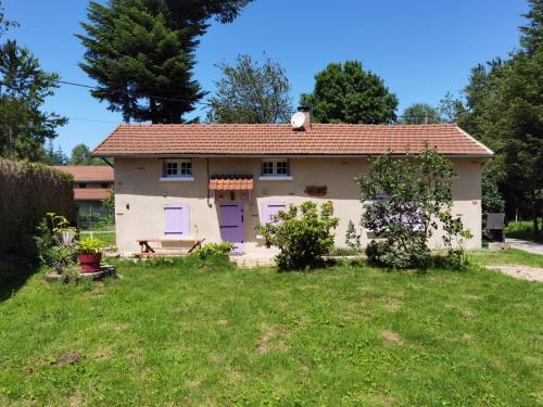 Saint-Nicolas-des-Biefs House | Discover A la croisée des chemins – Rated 9.1 by Guests