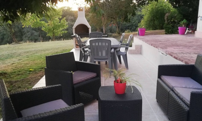 Montsoue Bed & Breakfast | Discover A La Duvetine: Family-Friendly Getaway with Pool