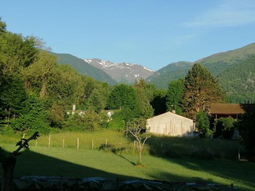 Tarascon-sur-Ariege House | Delightful Stay at A LA JOIE DE VIVRE Chez l'habitant