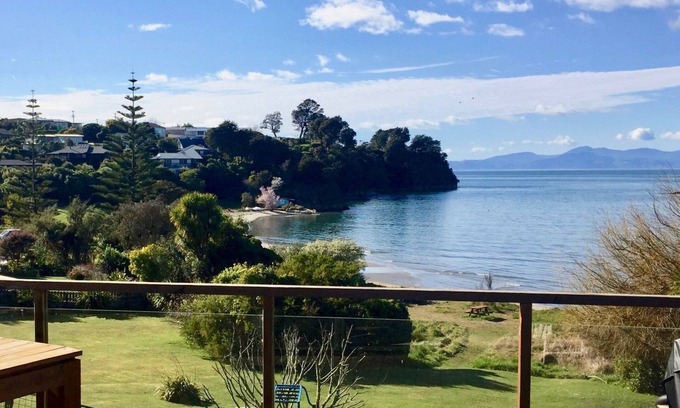 Kaiteriteri House | Exceptional Beachfront Playground with Ocean Views & Family Amenities