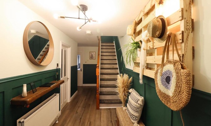 Belfast House | Cozy Belfast Retreat - Guest Rated 9.7/10