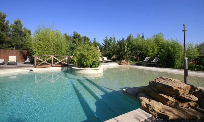 La Cadiere-d'Azur House | Idyllic Getaway in Provence with Oceanfront Views
