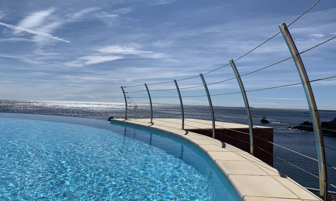 Le Trayas Condo | Idyllic Waterfront Getaway in Esterel with Heated Pool