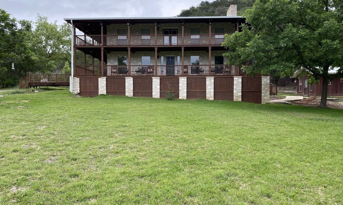 Leakey Cabin | Heavenly Retreat in Texas Hill Country with Breakfast & More!