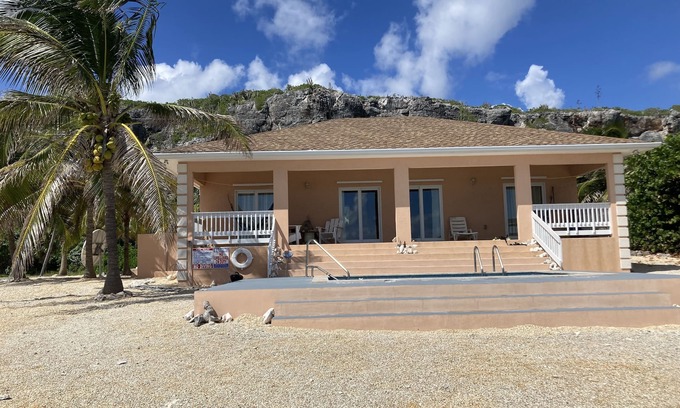 Tibbett's Turn Villa | Discover Tropical Bliss with Private Pool & Ocean Views
