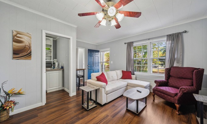 Onancock Apartment | Relaxing Retreat: A Little Serenity Awaits You