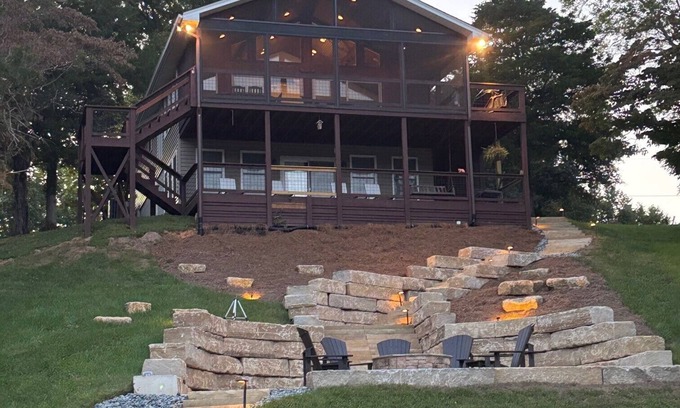Winchester House | Discover a Hidden Gem in Tennessee with Spectacular Views