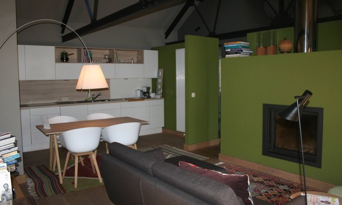 Eghezee Bed & Breakfast | Idyllic Loft Apartment Near Namur with Spa & Breakfast