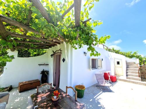 Lipari House | Discover a Loggia: Guest Rated at 9.6/10 for Comfort