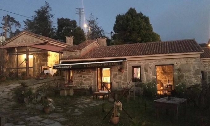 Gondomar Bed & Breakfast | Discover A Lonquexa do Gañán: Spa, Dining & Family Fun