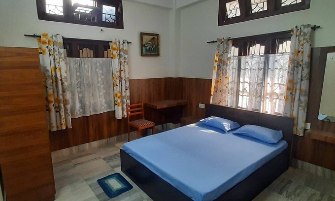 Sualkuchi Apartment | Inviting 2-Bedroom Apartment Ideal for Families and Pets