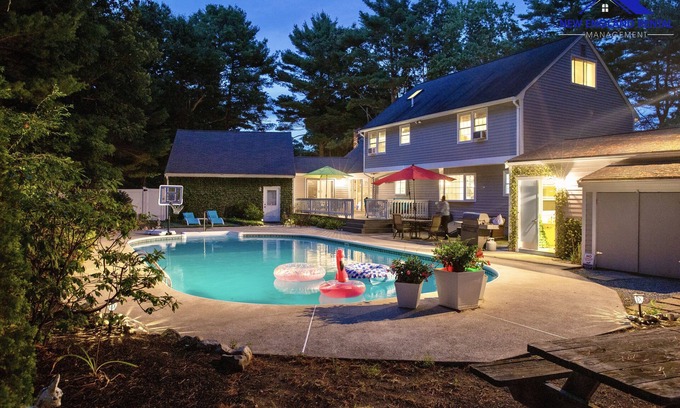 Foxboro Villa | Ideal Family Villa with Pool & Gym Near Gillette - 10/10 Rating