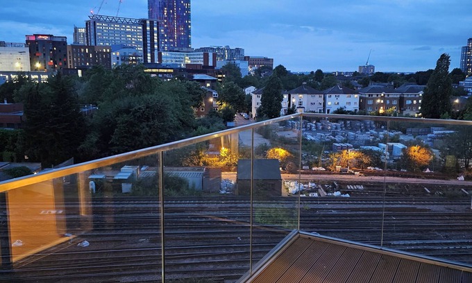 Addiscombe Apartment | Stylish 2 Bedroom Ocean View Apartment with Free Wifi