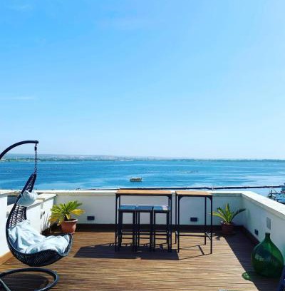 Isola del Borgo Antico House | Exclusive Oceanfront Rooms & Suites with Hot Tub Access
