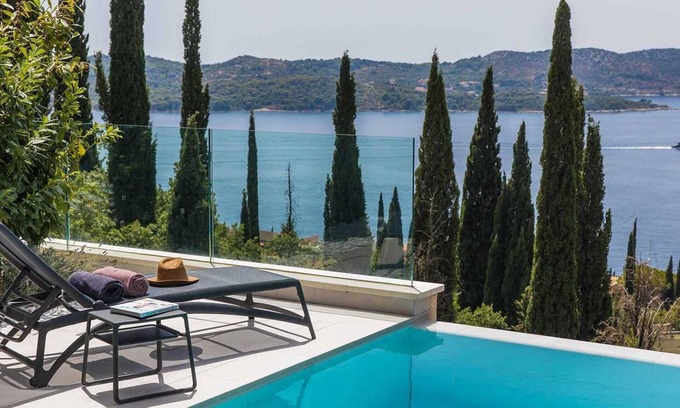 Orasac Villa | Modern Mansion with Breathtaking Sea Views & Great Amenities