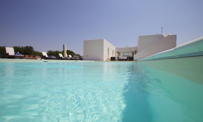 Sava Villa | Modern Villa Retreat with Ocean Views Near Manduria