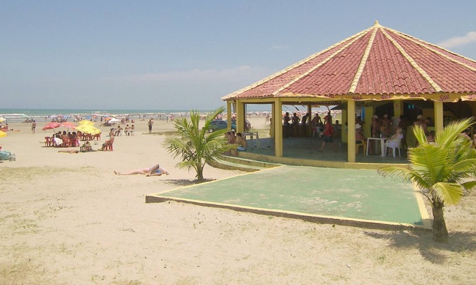 Balneario Gaivotas House | Discover an Oceanfront Retreat in Itanhaém for Rent