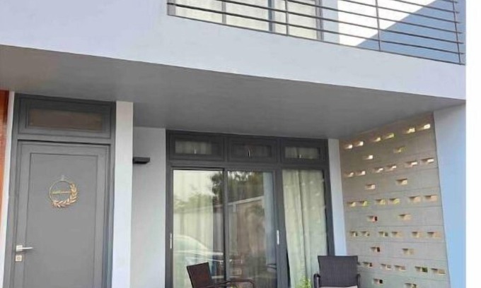 Oyarifa House | Tranquil 3-Bedroom Retreat with Mountain Views & Spa